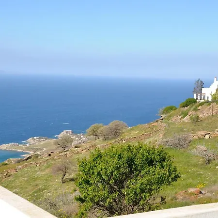 Kea View: Aegean Sea Panorama In Foira Apartment Kato Meria