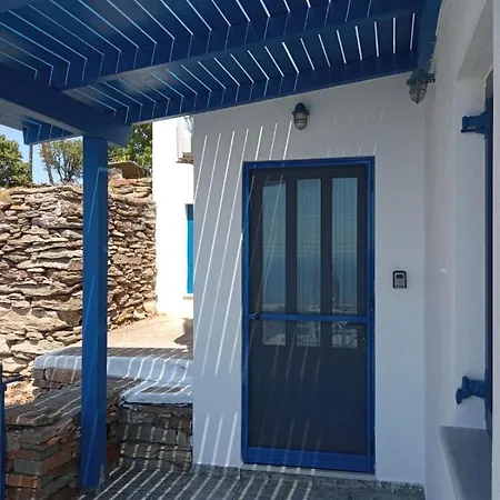Kea View: Aegean Sea Panorama In Foira Apartment Kato Meria