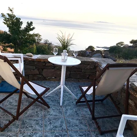 Kea View: Aegean Sea Panorama In Foira Apartment