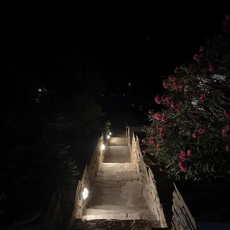 Kea View Romantic With Sea View *